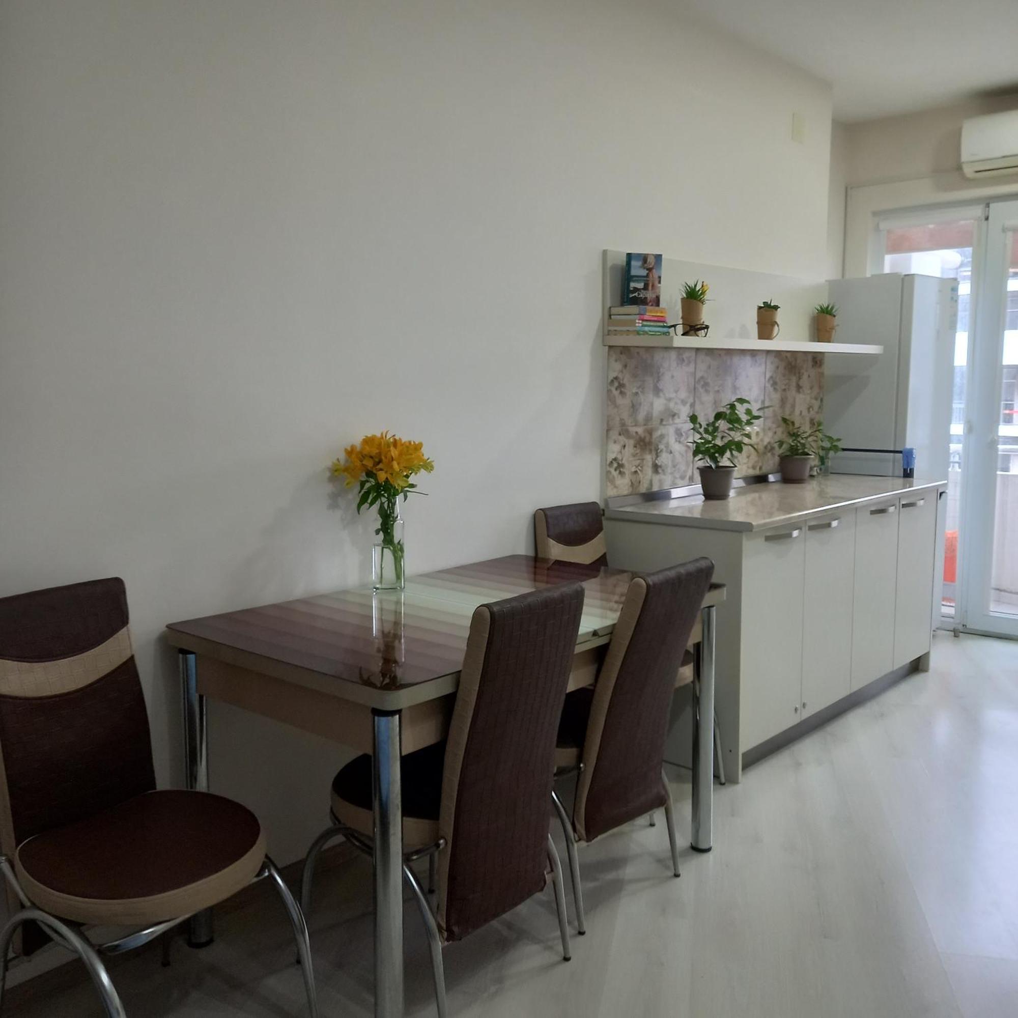 Amigo Apartment Batumi Exterior photo